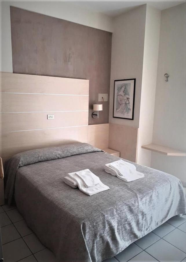 Hotel Prater Cesenatico Dış mekan fotoğraf
