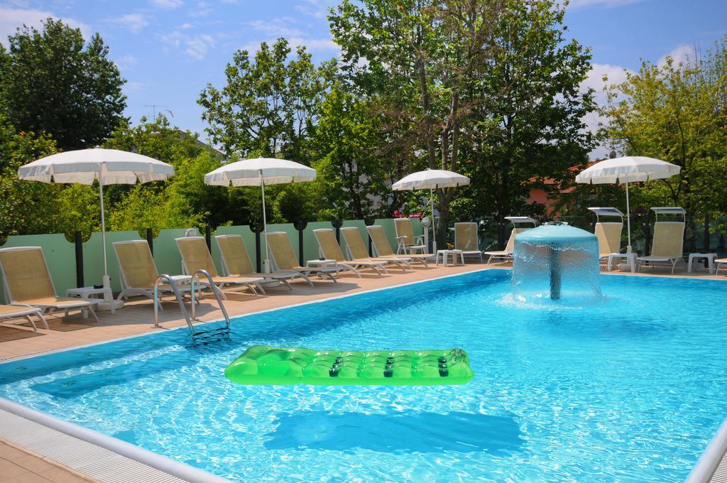 Hotel Prater Cesenatico Dış mekan fotoğraf
