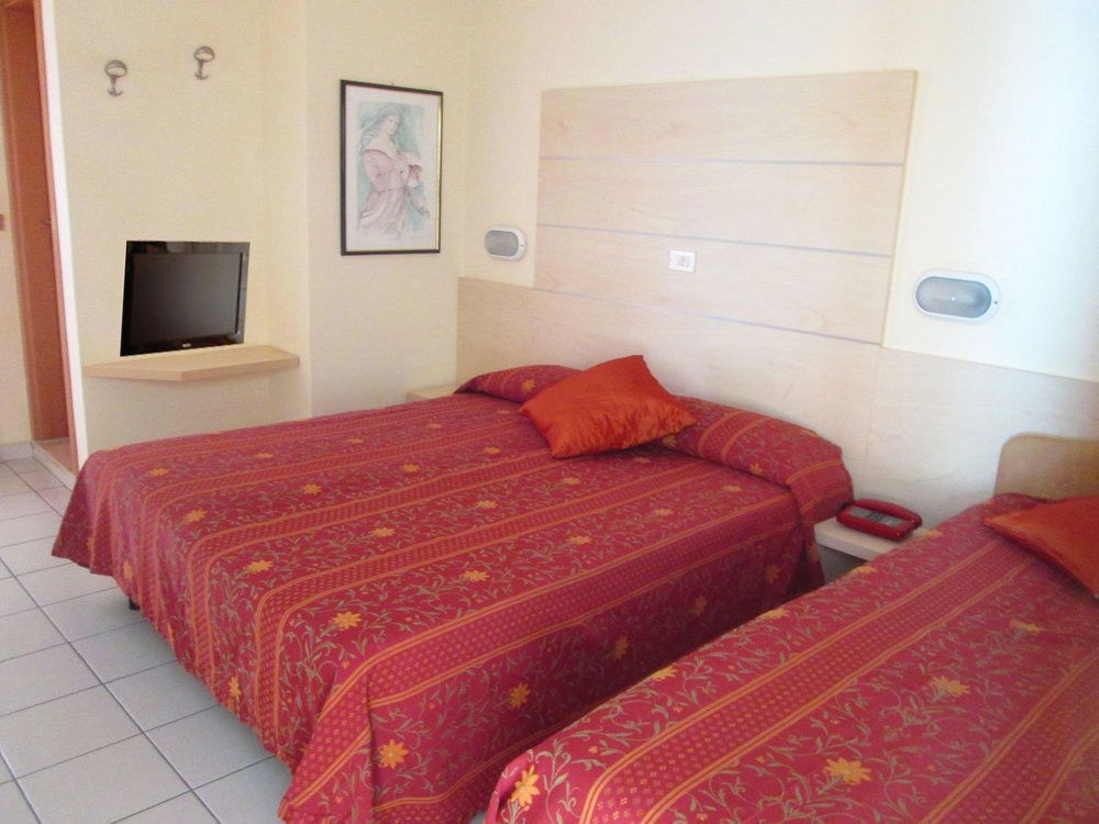 Hotel Prater Cesenatico Dış mekan fotoğraf