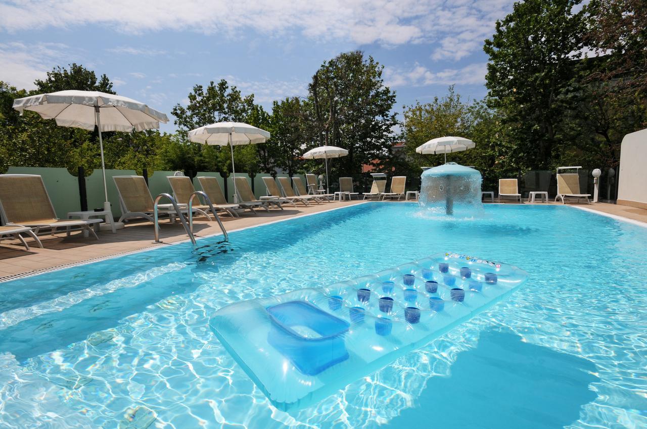 Hotel Prater Cesenatico Dış mekan fotoğraf