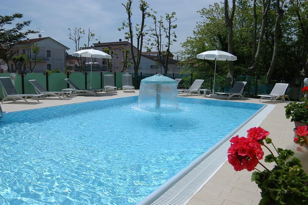 Hotel Prater Cesenatico Dış mekan fotoğraf